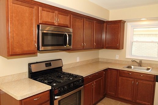 4th image of 11450 Mayfield St