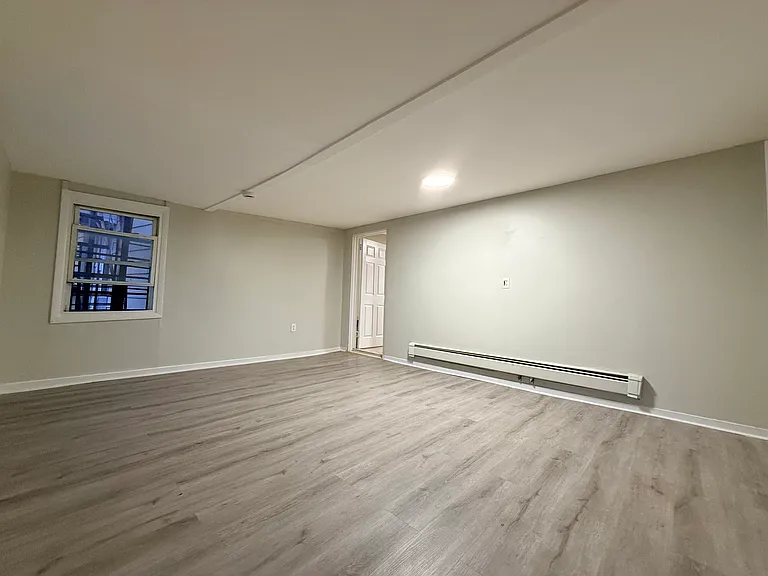 809A Summer Ave #2L — Photo 5