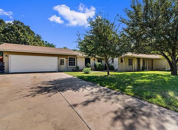 3rd image of 1505 Brushy Bend Dr