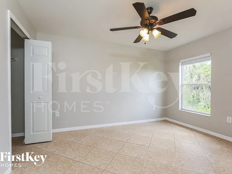 5404 2nd St W — Photo 10