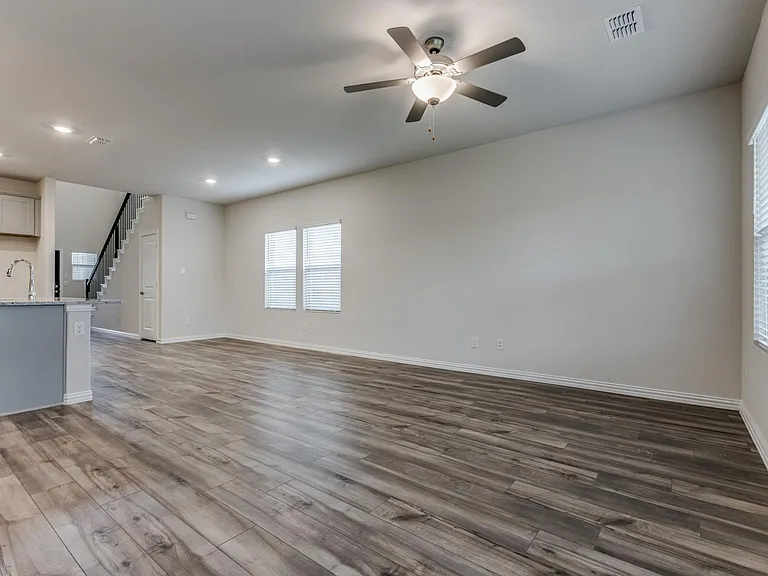 5011 Bellhurst Dr — Photo 8