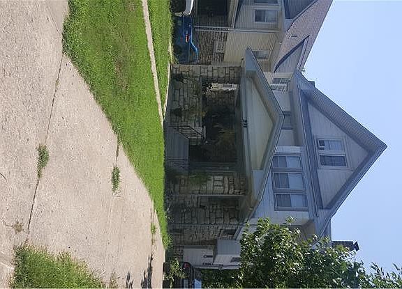3rd image of 308 S Lawn Ave