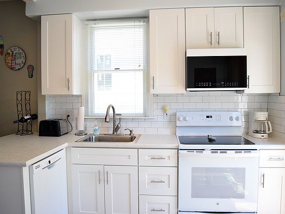 Newly remodeled Kitchen 