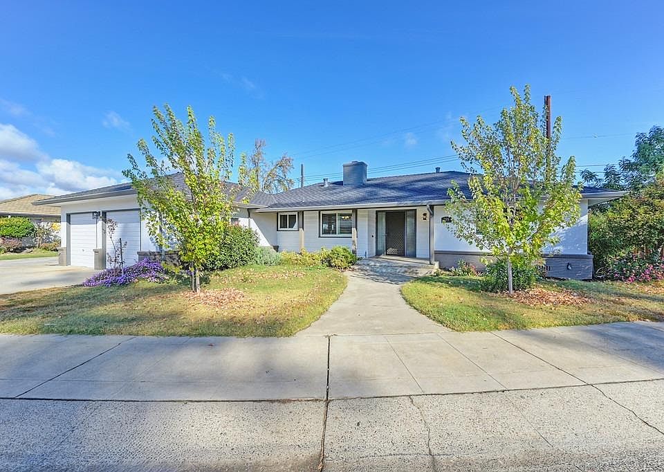1st image of 719 Costa Dr