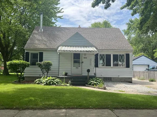 1806 Ames St, Essexville, MI 48732