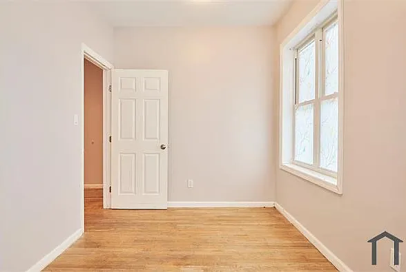 1807 Phelan Pl #2F — Photo 11