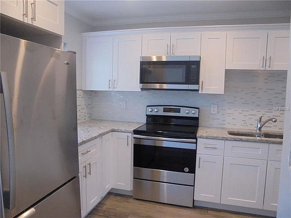 2nd image of 100 Glennes Ln APT 208