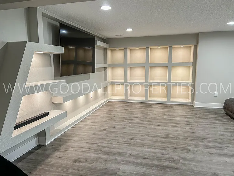 310 NE Bobcat Dr — Photo 10