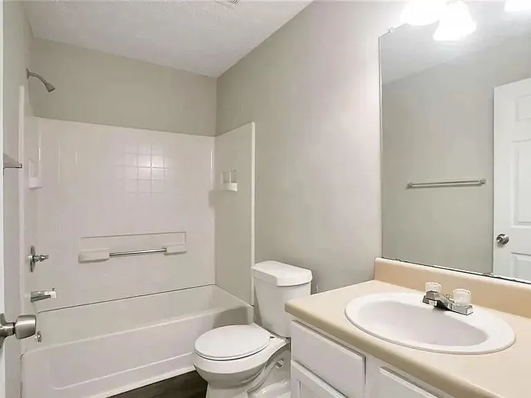 3833 Waldrop Ln — Photo 10
