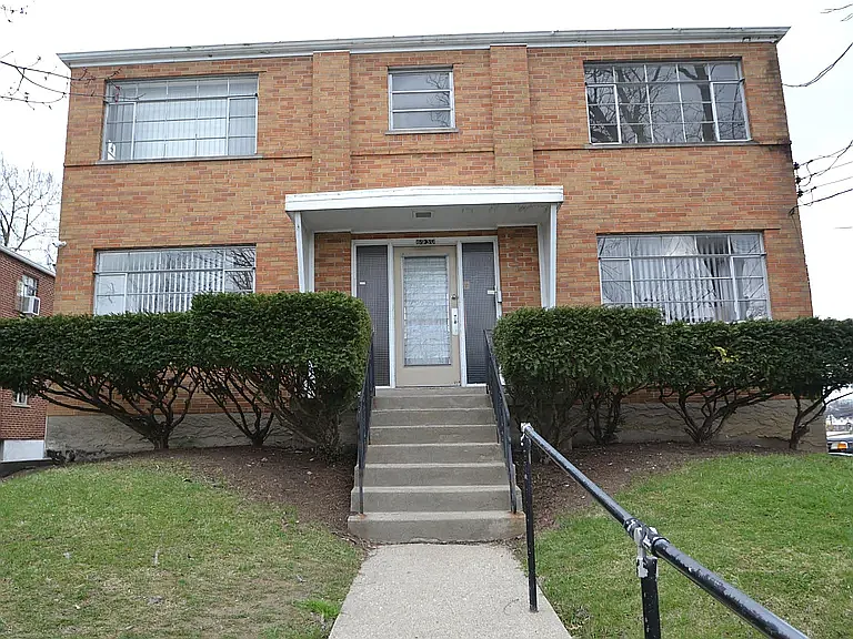 Building Photo - 6930 Home St #1