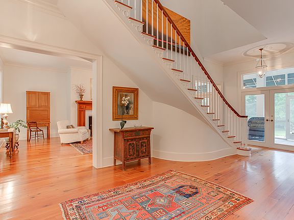 3rd image of 10775 Bethany Pl