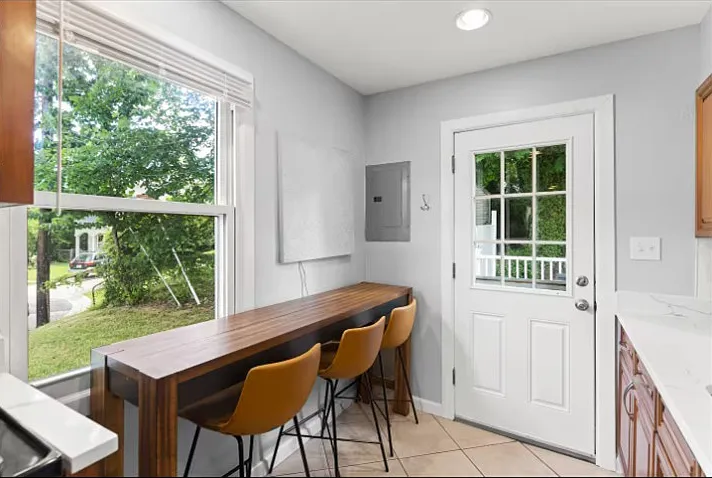 2 Burgundy Ct — Photo 12