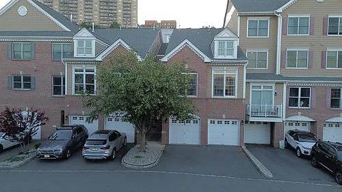 169 Price Ct Photo 1