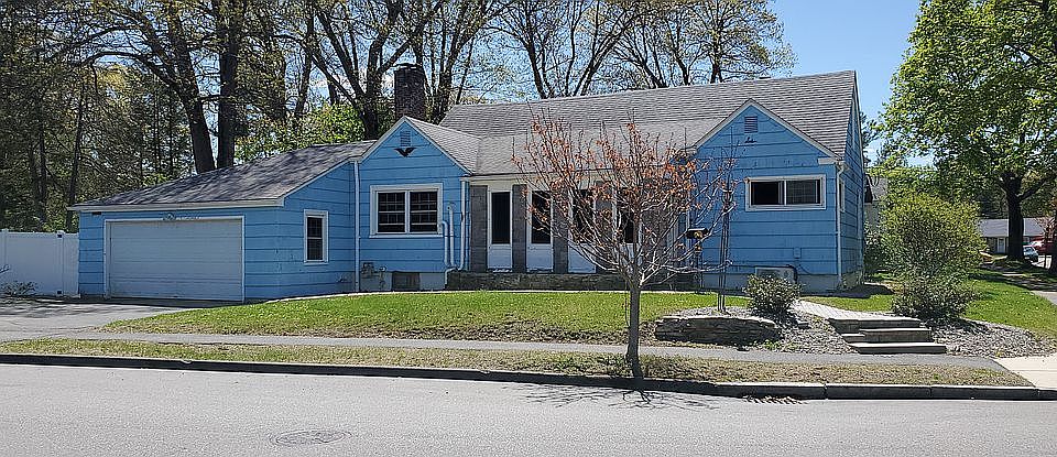 1st image of 11 Hunthurst Cir