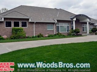 9300 Tuscan Ct, Lincoln, NE 68520