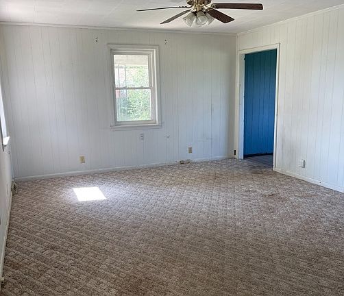 Additional Living Room