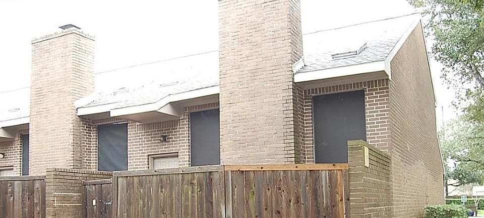 1st image of 13710 Hollowgreen Dr #3701