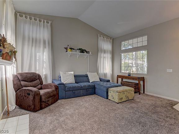 4th image of 293 Manzanita Ranch Ln