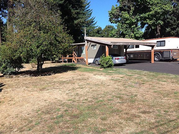 4th image of 6910 NE 31st Ave