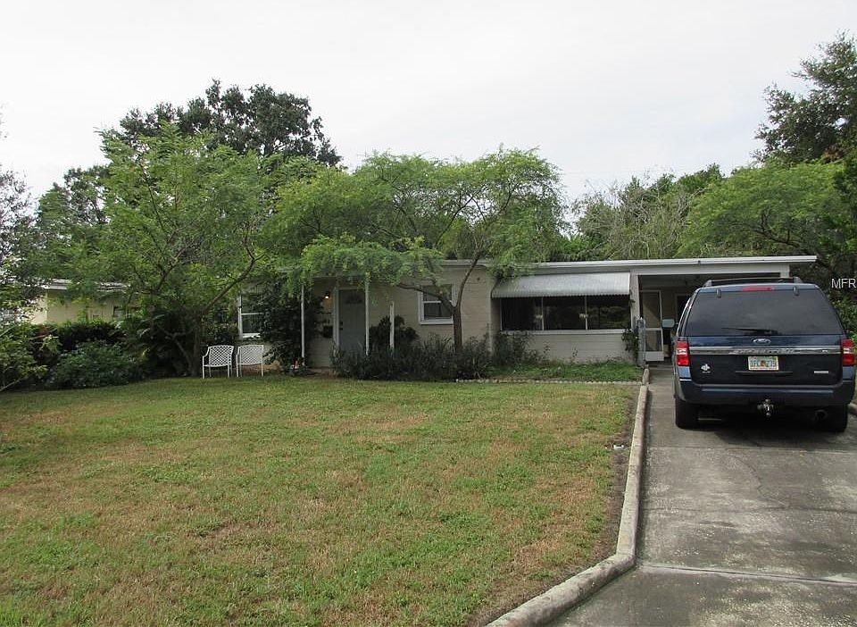 1st image of 10104 N Highland Ave