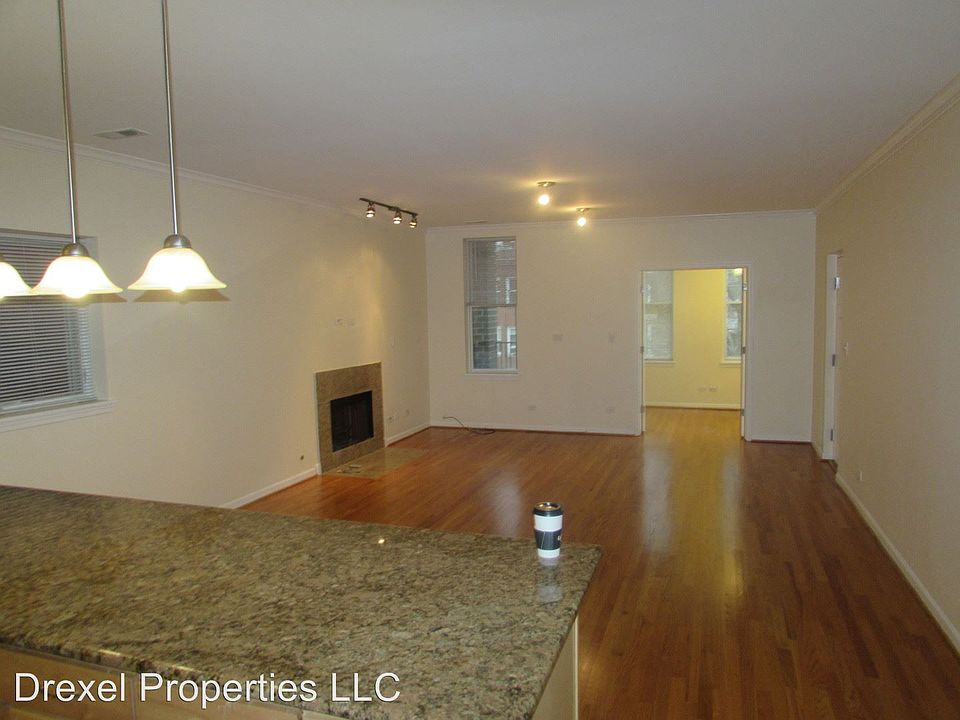 1st image of 3917 N Kedzie Ave #2S