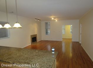 3917 N Kedzie Ave #2S, Chicago, IL 60618
