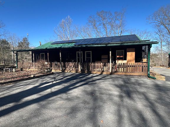 5th image of 215 Old Log Lick Rd