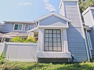 240 Monroe Ct, Azusa, CA 91702