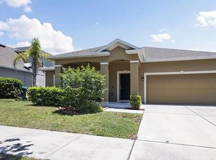 620 Del Pilar Dr, Groveland, FL 34736