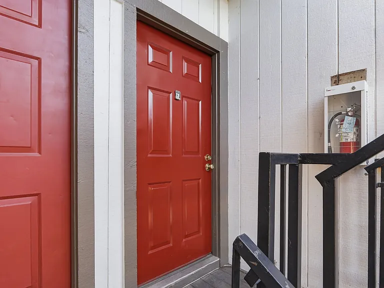 1850 Tradan Dr — Photo 7