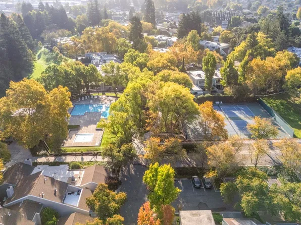 5344 Brookside Ct, Pleasanton, CA 94588