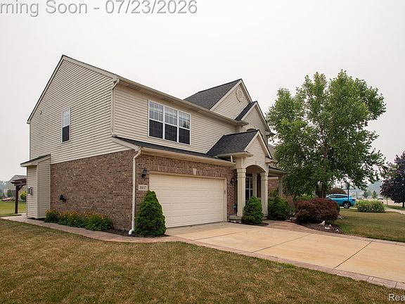 2nd image of 10117 Island Lake Dr