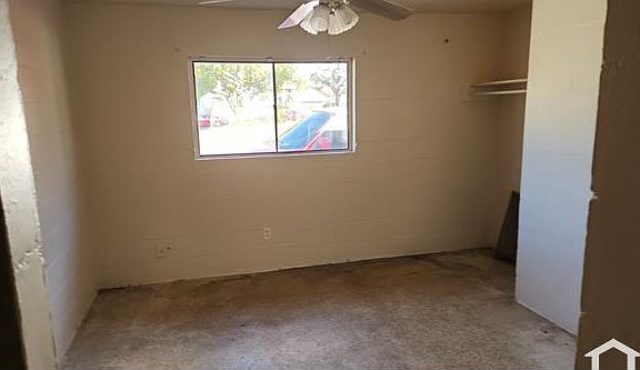 4th image of 2200 W Jackson St #2235