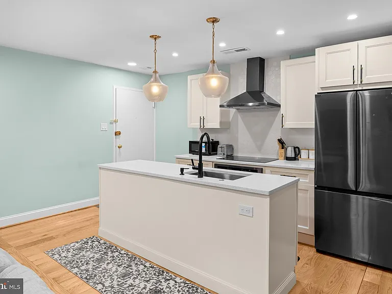 9820 Georgia Ave #21302 — Photo 8