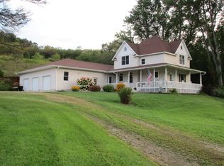 14897 Traff Dr, Houston, MN 55943