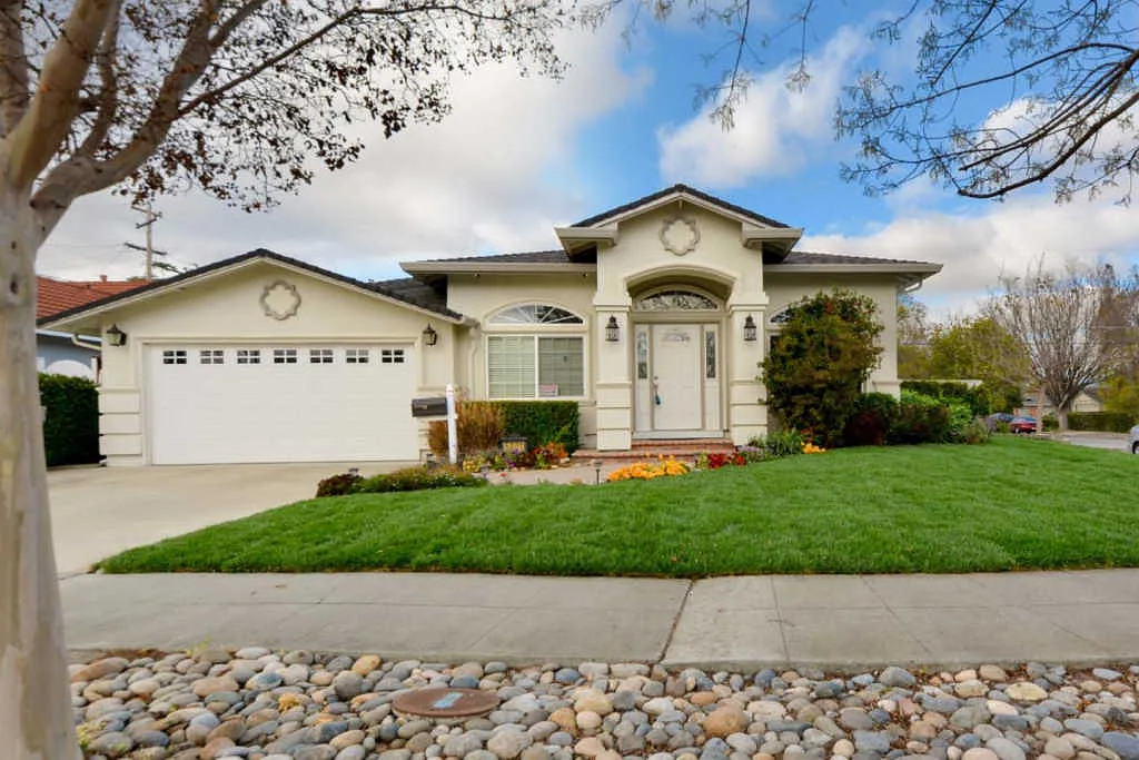 5901 Countess Dr photo 1