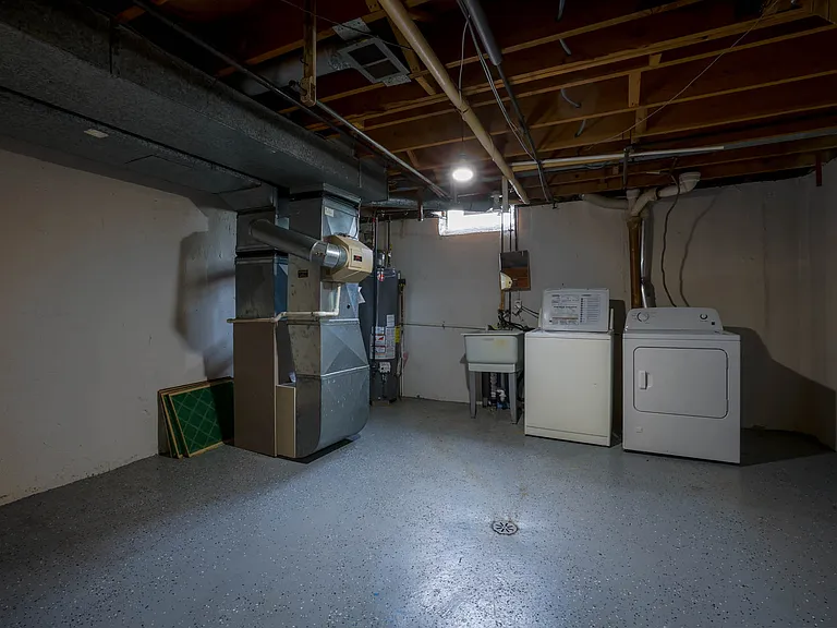 36389 Almont Ct — Photo 20