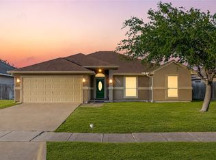 4614 Valor Dr, Corpus Christi, TX 78413