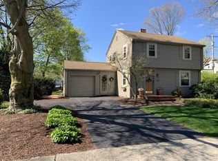 3 Tanager Rd, Attleboro, MA 02703