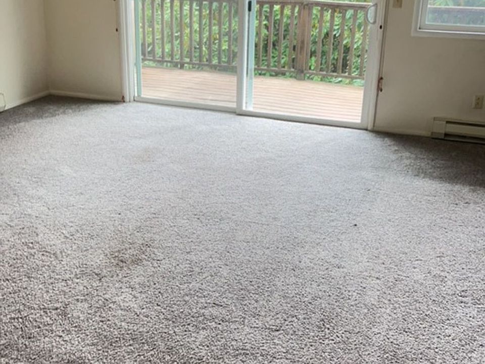 1st image of 400 Beacon Hill Dr #9