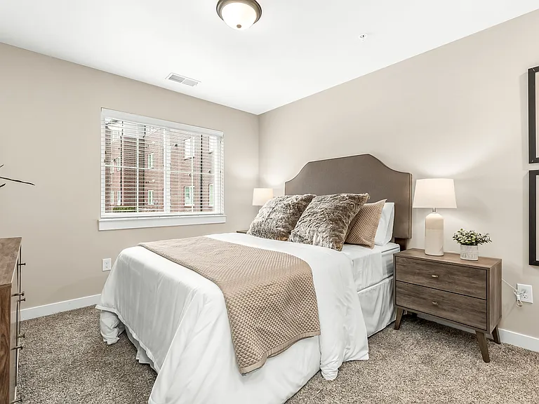 The Residence at Chesterfield Corners — Photo 10