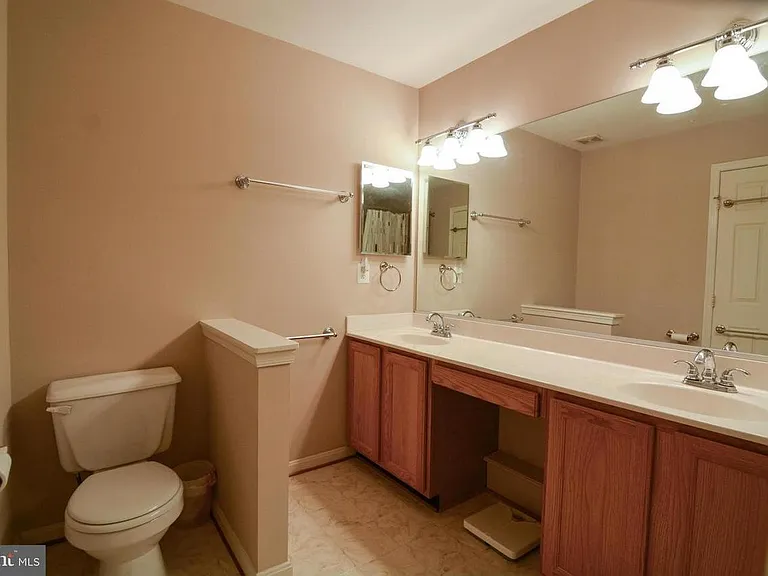 13244 Coppermill Dr — Photo 8