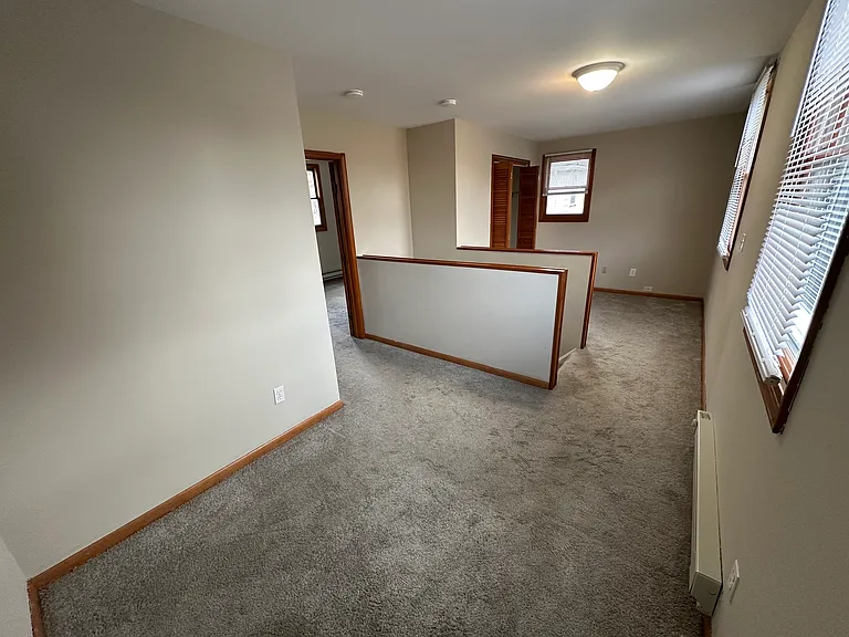 2886 Norwood St — Photo 11
