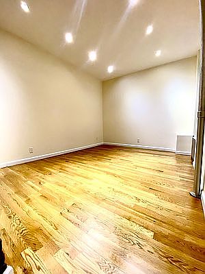 2nd image of 519 E 78th St #1BV