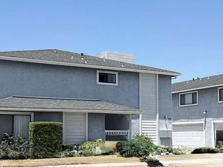 17126 Woodruff Ave — Photo 1