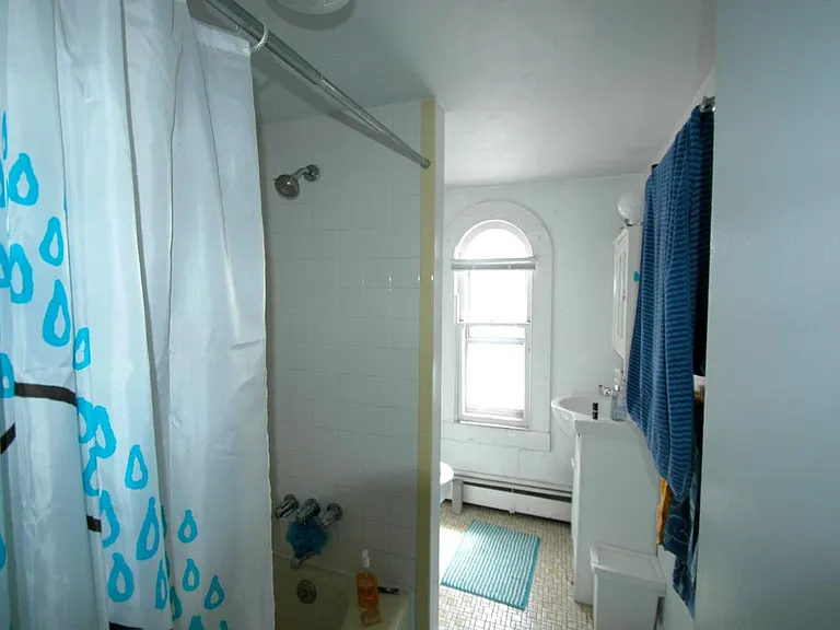 537 Orange St #3 — Photo 13