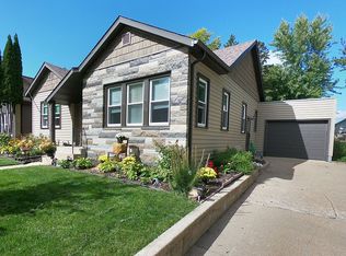 809 2nd Ave NE, Waseca, MN 56093