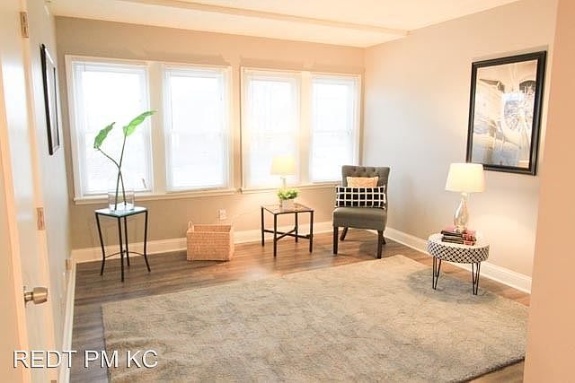 1st image of 1310 Admiral Blvd APT 207