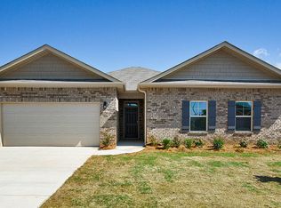 111 Creek Ridge Dr, Meridianville, AL 35759