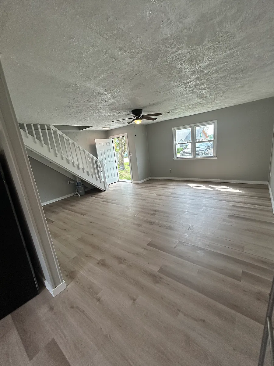 Building Photo - 202 S Patricia St #3
